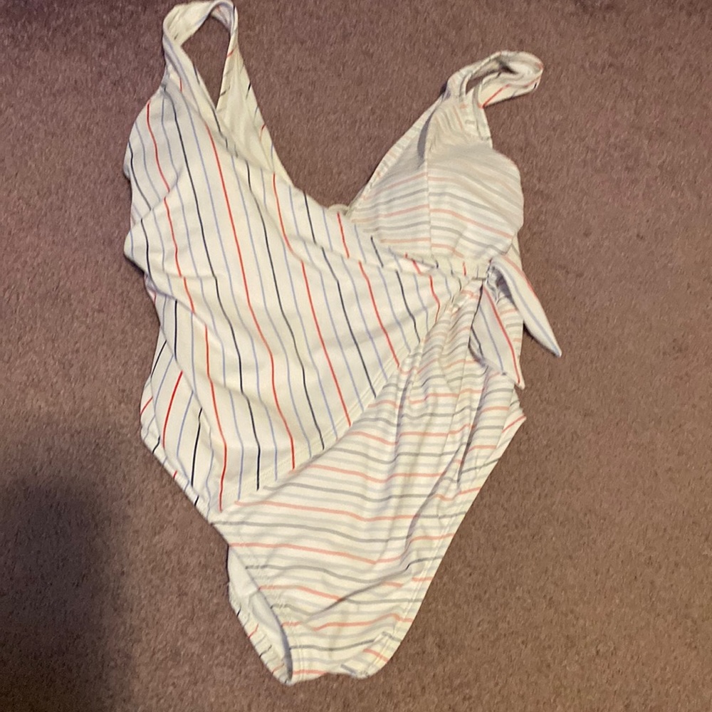 One piece bathing suit